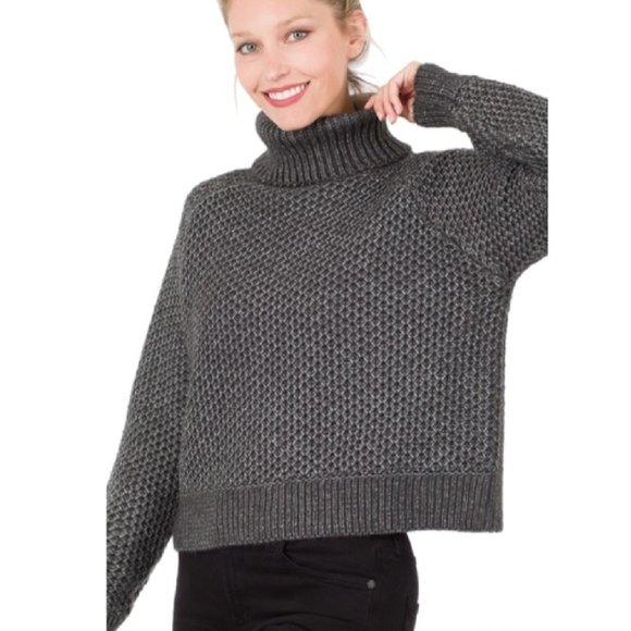 NWT Charcoal Turtleneck Sweater - Picture 4 of 5